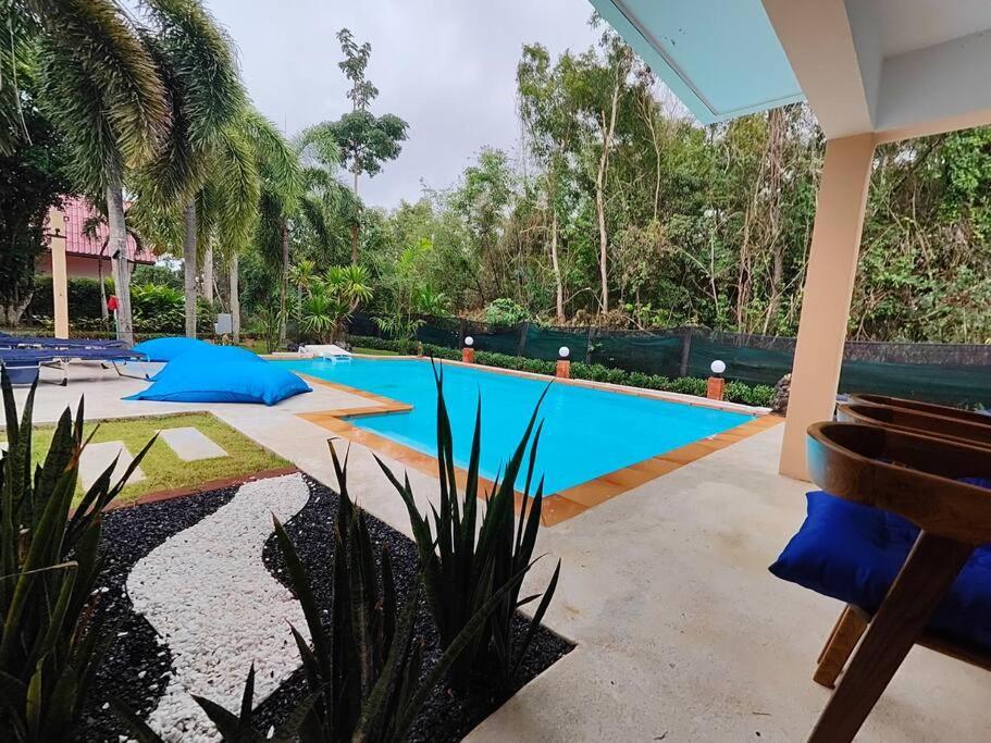 Villa Douce Thongsala Exterior photo
